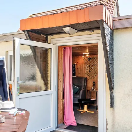 Kleiner Strandfloh * ヴァンガーオーゲ