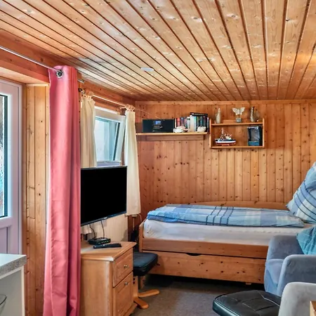 アパート Kleiner Strandfloh ヴァンガーオーゲ