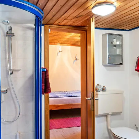 Kleiner Strandfloh アパート *