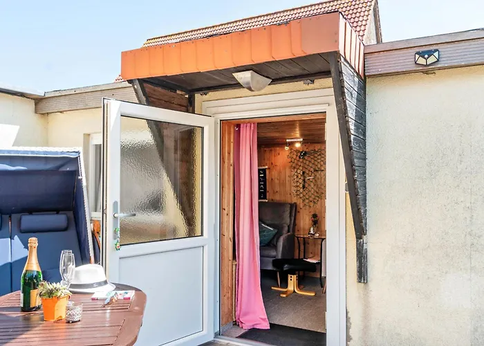 Kleiner Strandfloh * Wangerooge